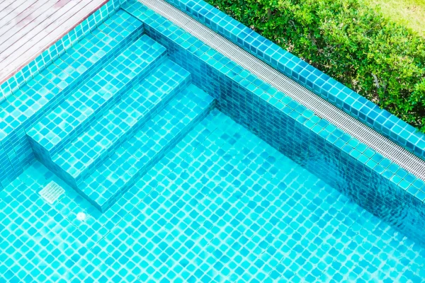 swimming-pool